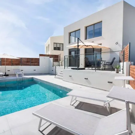Elthea Villa